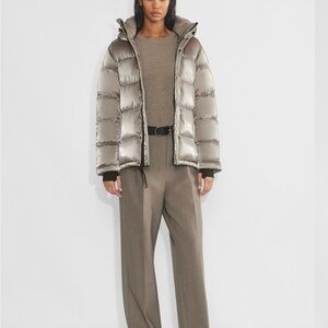 Aritzia The Super Puff Liquid shine Size 2XS, Fluent Taupe